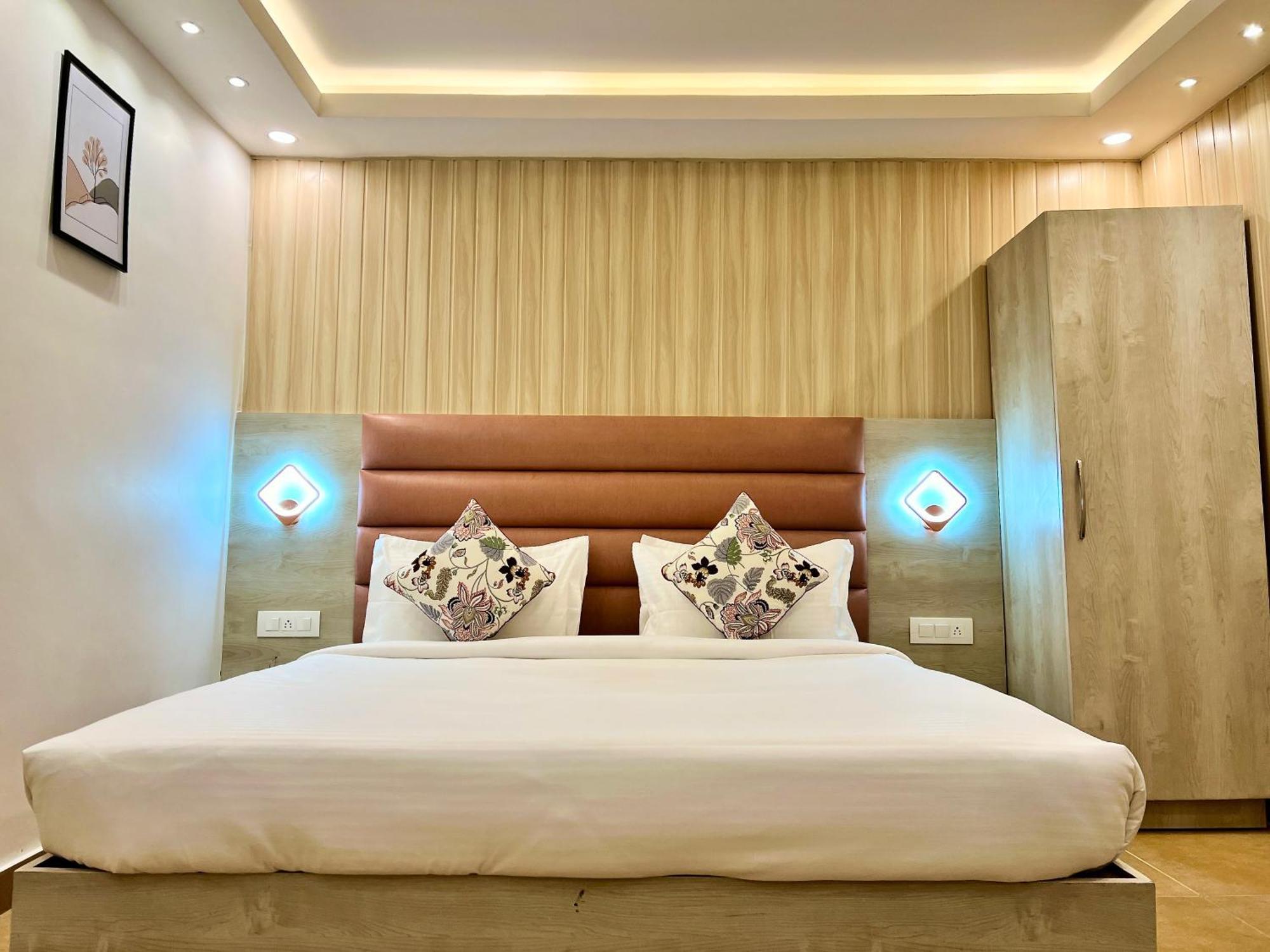 Hotel Pride Inn - 800 Mts From Mall Road Mussoorie Exterior photo